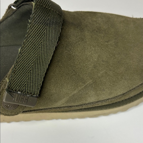 UGG Goldenstar Clogs - Picture 9 of 16